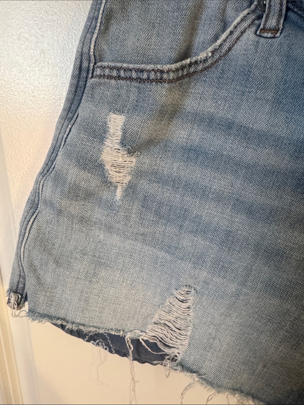aerie DayDream Light Blue Distressed Denim Jean Shorts - Picture 2 of 7
